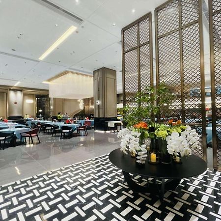 Ramada Plaza Shaoguan City Centre Buitenkant foto
