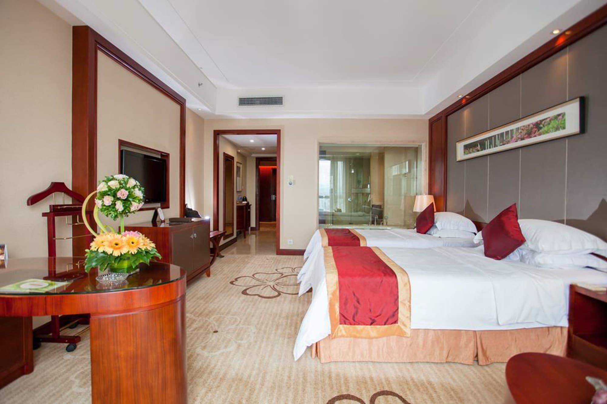 Ramada Plaza Shaoguan City Centre Buitenkant foto