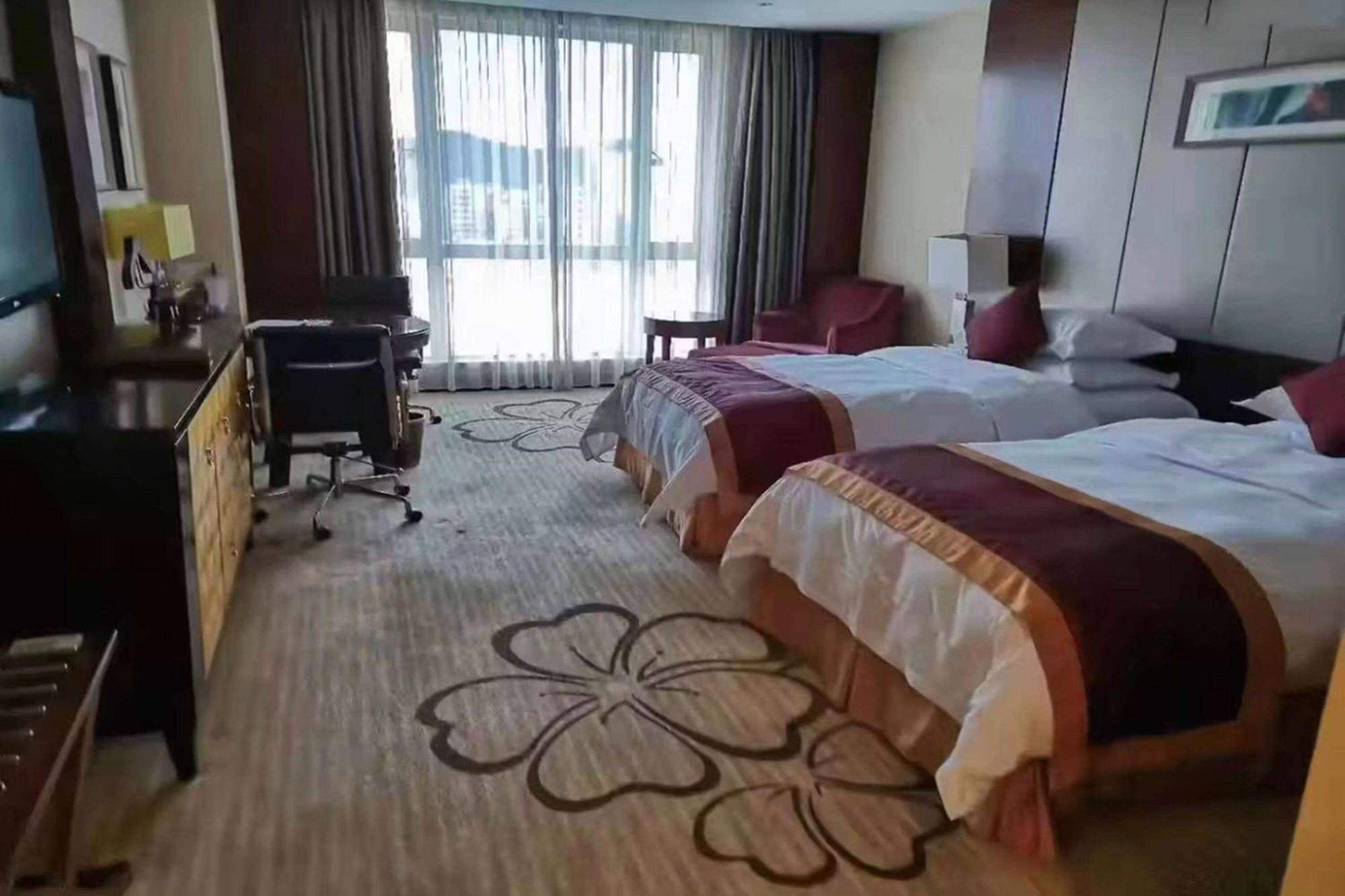 Ramada Plaza Shaoguan City Centre Buitenkant foto
