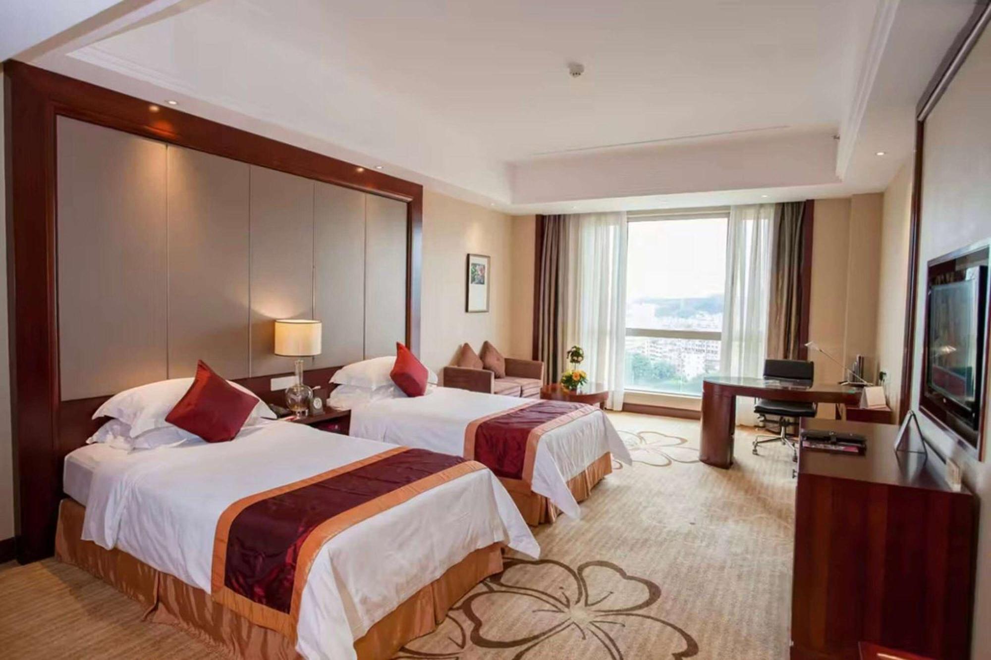Ramada Plaza Shaoguan City Centre Buitenkant foto